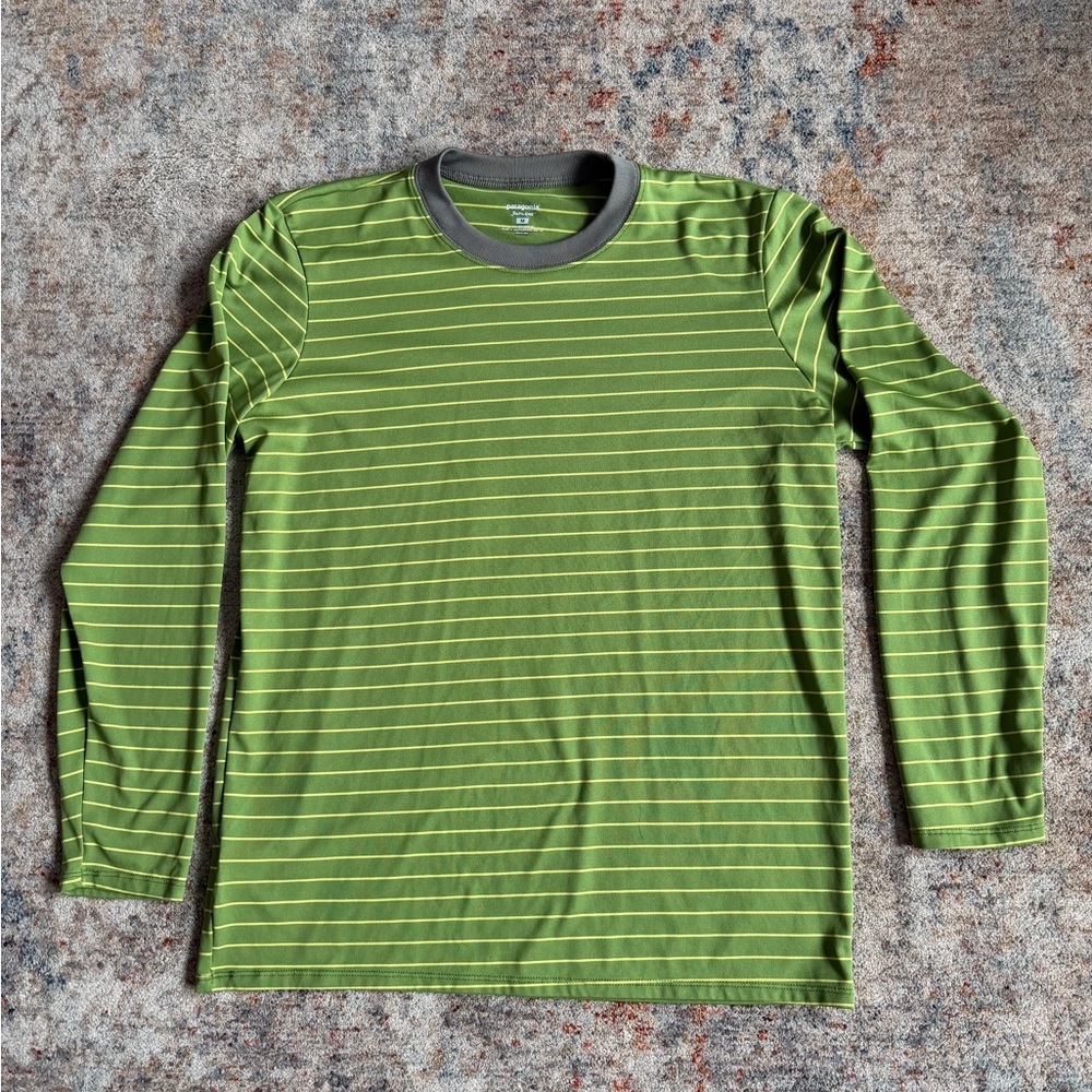 Pategonia Capilene Green Striped Long Sleeve Shirt